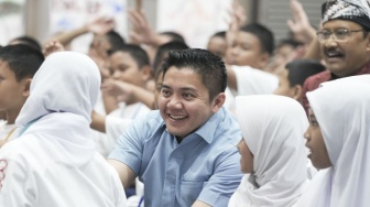 Seskab Teddy Indra Wijaya Diusulkan Jadi Duta Sekolah Rakyat, Begini Responnya