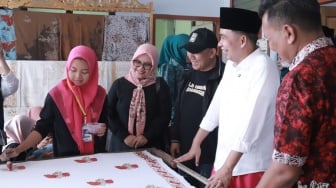 Gus Fawait Fokus Bangun Jember Melalui Program Bunga Desaku