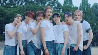EPEX Bersikap Dewasa dalam Menerima Perpisahan di Lagu Grateful to Tears