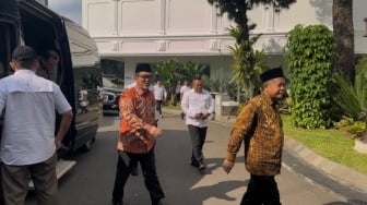 Sinyal dari Senayan ke Istana: Elite PKS Gelar Pertemuan, Sohibul Iman Irit Bicara