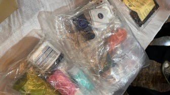 Kontrasepsi dan Pelumas Jadi Barang Bukti di Kasus Kematian Arya Daru, Apa Kaitannya?