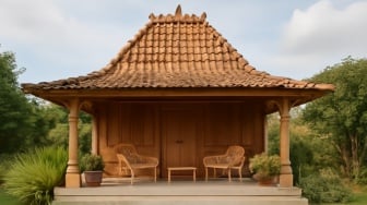 7 Ide Desain Teras Joglo Kekinian, Cocok untuk Rumah Besar Hingga Minimalis