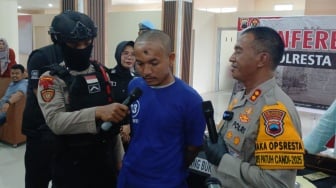Kasus Penganiayaan: Tak Terima Ditegur, Warga Laweyan Lempar Termos Es Tetangganya hingga Tewas