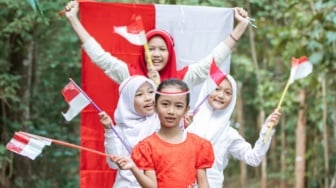 6 Contoh Rundown 17 Agustus di Sekolah, Lengkap dari Upacara sampai Lomba Seru!