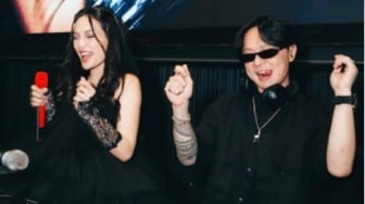 CEK FAKTA: Beredar Undangan Erika Carlina dan DJ Bravy Menikah pada 28 Juli 2025