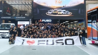 Komunitas Canter Rayakan Ulang Tahun ke-55 Mitsubishi Fuso di GIIAS 2025