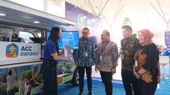 ACC Danaku Meluncur di GIIAS 2025, Tawarkan Dana Cepat Jaminan BPKB Mobil Tua