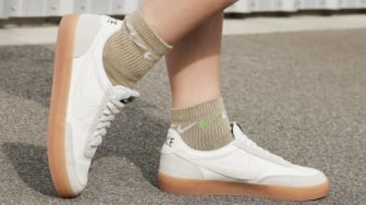 Outfit Kantor Sampai Ngopi Sore? 4 Gaya Simpel Bareng Nike Killshot
