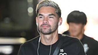 Yokohama F. Marinos vs Liverpool: Sandy Walsh Duduk di Bangku Cadangan