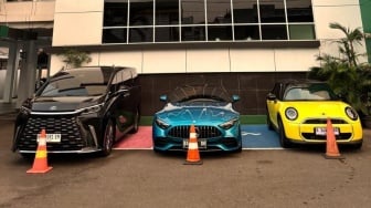 Ada Lexus LM, Ini Sederet Mobil Mewah Komisaris PT RSM yang Disita Terkait Korupsi Batu Bara Rp500 M