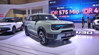 Harga BAIC BJ40 Plus dan X55 II Dipangkas Puluhan Juta di GIIAS 2025