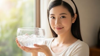 Mitos atau Fakta? Ini Kata Dokter Kecantikan soal Es Batu Bisa Mengecilkan Pori-Pori