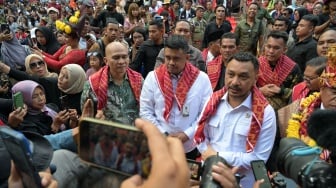 Buka Pesta Bunga dan Buah Tanah Karo 2025, Bobby Nasution Disambut Meriah Warga