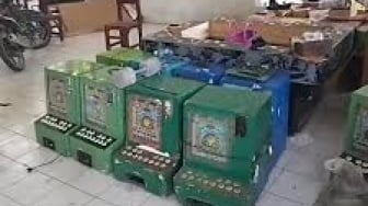 Viral Temuan Puluhan Mesin Judi di Ruang Kelas SD Langkat, Polisi Turun Tangan!