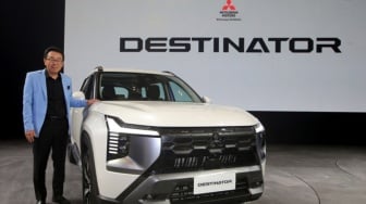 Mitsubishi Destinator Meluncur di GIIAS 2025, SUV yang Siap Jadi Sahabat Keluarga Modern