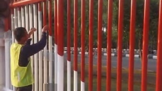 5 Fakta Pengecatan Pagar Pakansari, Anggaran Rp3 Miliar dan Warna Merah Putih Sambut HUT RI ke-80