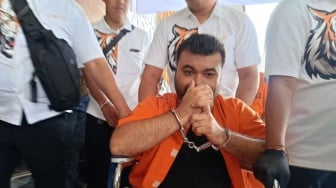 Cekik Karyawan Money Charger di Bali, 2 Bule Perampok Nyamar Interpol Endingnya Diamuk Massa