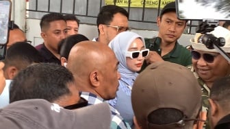 Dituduh Nikita Mirzani Atur Hakim dan Jaksa, Reza Gladys Bingung: Maksudnya Gimana?