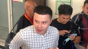 Oky Pratama Santai Jadi Saksi Meski Dituding Dalang Peras Reza Gladys: Kan Saya Bukan Terdakwa