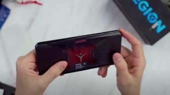 Kelebihan dan Kekurangan Lenovo Legion 2 Pro, Masihkah Jadi Raja HP Gaming di 2025?