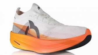 3 Rekomendasi Sepatu Karbon Lokal Murah, Lari Lebih Cepat Tanpa Bikin Kantong Kempis