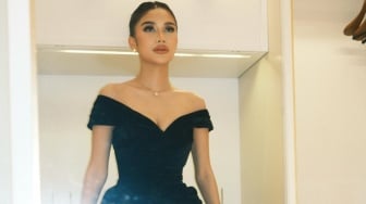 Azizah Salsha Petakilan di Resepsi Luna Maya, Aksi Main Raket Panen Kritik