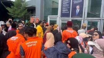 Pendukung Anies Setia Menunggu Pembebasan Tom Lembong di Rutan Cipinang Hingga Keppres Turun