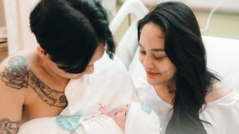 Erika Carlina Ungkap Wajah Baby Andrew usai Dibilang Lebih Mirip DJ Bravy