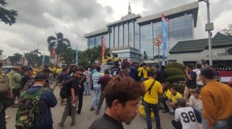 Penyegelan Kantor Maxim Picu Aksi Protes di Kantor Gubernur Kaltim