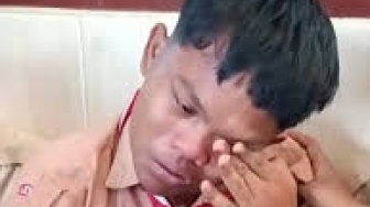 Bikin Haru! Ini 5 Fakta Viral Siswa SMK Kediri Beri Sepatu Baru untuk Teman Kurang Mampu