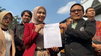 Sadis! Aktivis Demokrasi Diancam Disiksa Usai Kritik Dedi Mulyadi, Fotonya Dipajang Diskominfo Jabar