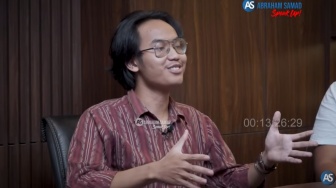 Ketua SEMA Paramadina: Omong Kosong Bicara soal Demokrasi, Sedangkan Budayanya Masih Feodal