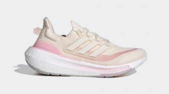 5 Sepatu Lari yang Tetap Keren Dipakai Ngantor di Sudirman, Nyaman Seharian Tanpa Ganti Sepatu