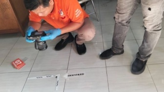 Peluru Nyasar Teror Rumah Warga Makassar: Anak-Anak Nyaris Jadi Korban!