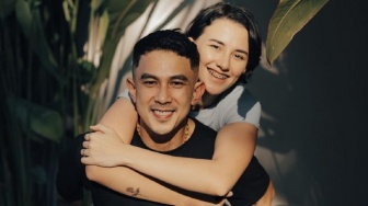 Gugat Cerai, Dahlia Poland Hapus Jejak Fandy Christian dari Instagram