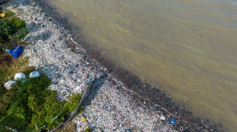 20 Juta Ton Sampah Cemari Laut Indonesia Setiap Tahunnya