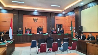 Sidang Kasus Polisi Tembak Polisi di Polres Selatan, Saksi Sebut Terdakwa Pribadi Tenang