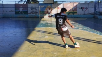 Main Futsal Sekalian Cari Makna: Saat Lapangan Jadi Ruang Tafsir Hidup