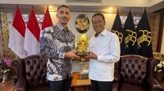 Vincent Verhaag Suami Jessica Iskandar Buang Paspor Belanda, Kini Sah Jadi WNI