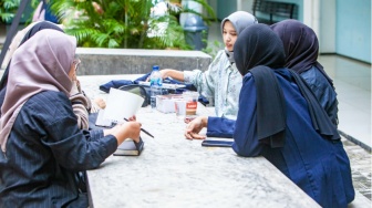 Multitalenta Bukan Kewajiban: Mahasiswa Juga Manusia