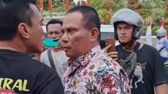 Hartanya Tembus Rp4,5 Miliar, Sosok Plt Sekda Pati Riyoso Kembali Viral Buntut Pajak 250 Persen