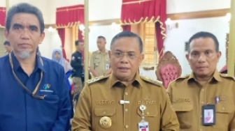Tantang Warga Pati Protes Kenaikan PBB, Bupati Sudewo Diteror Netizen: Mau Turun atau Diturunin?