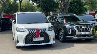 Semarak Kemerdekaan Jelang HUT ke-80, Kabinet Merah Putih Kompak Hias Mobil
