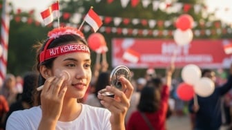Makin Berkeringat Makin Glowing! Ini 6 Rekomendasi Bedak Andalan buat 17-an
