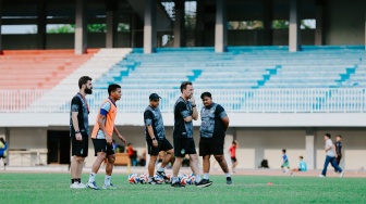 PSIM Yogyakarta Siap Tempur! Van Gastel Ungkap Perkembangan Positif Jelang Hadapi Persebaya