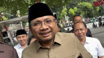 Hanya Bawa SK Menteri: Gus Yaqut Bungkam Soal Dugaan Korupsi Kuota Haji di KPK