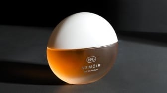 5 Rekomendasi Parfum yang Wanginya Meninggalkan Jejak dan Tahan Lama