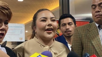 Besok Hasil Tes DNA Keluar, Lisa Mariana Optimistis Ucapkan Makasih ke Pengacara RK