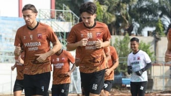 Pemain Keturunan Indonesia Resmi Dikontrak Madura United