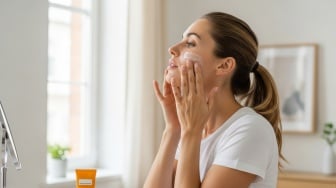 6 Rekomendasi Sunscreen untuk di Dalam Ruangan, Lindungi Kulit dari Sinar UV dan Blue Light